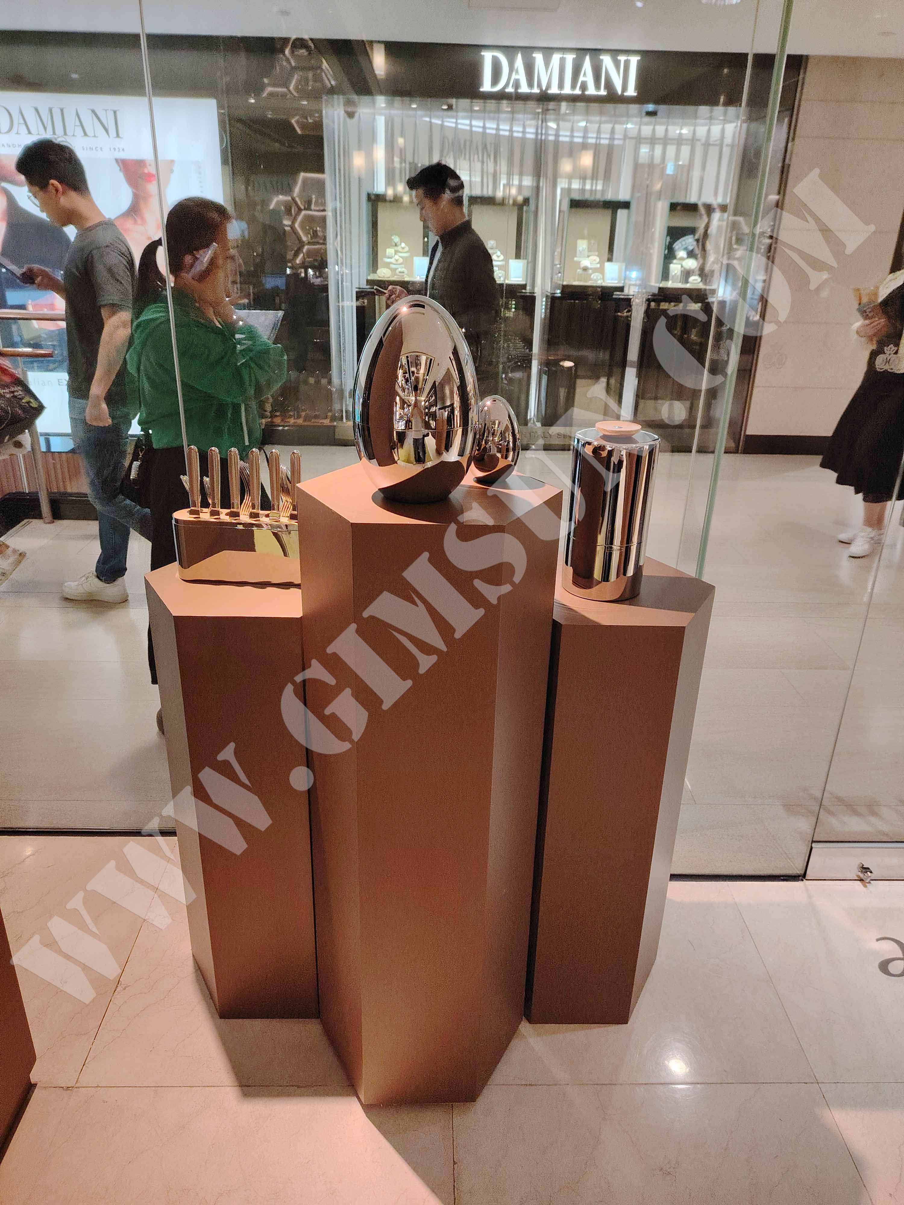 uv打印_平板打印_亞克力打印_uv印刷_光柵板打印_堅(jiān)成廣告制品工程有限公司